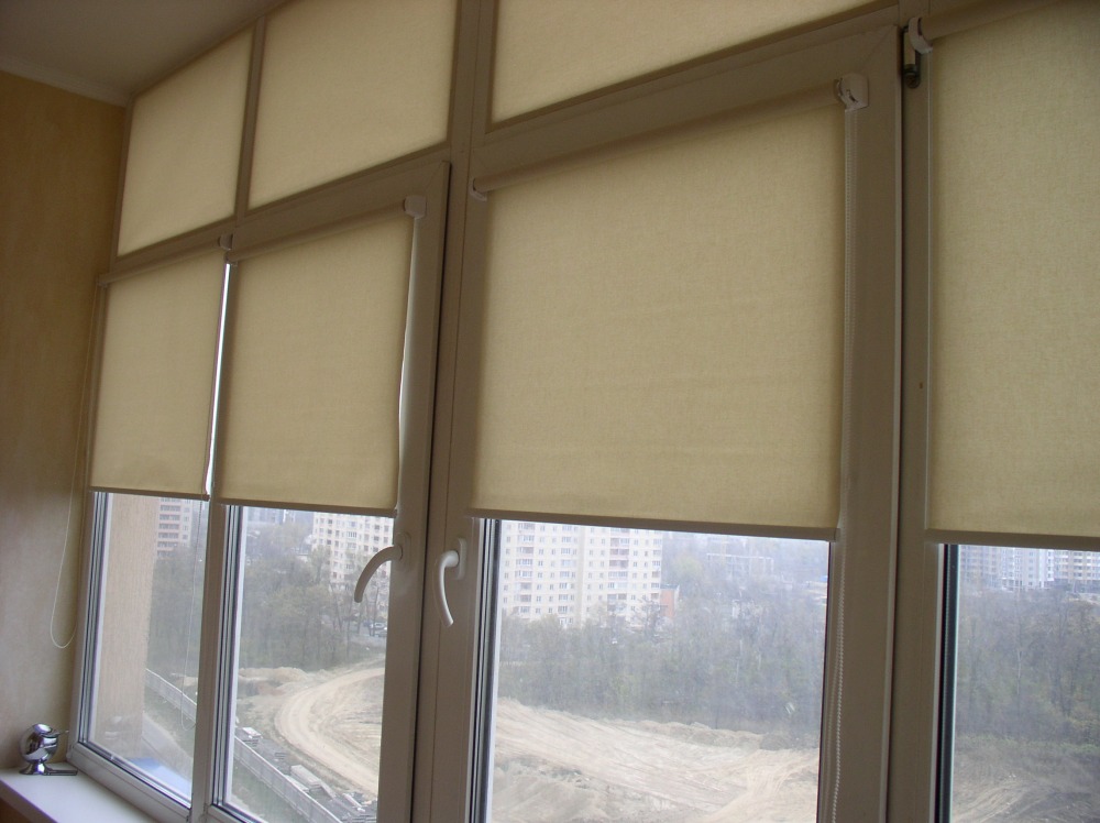 Рулонные шторы на балкон + муляж